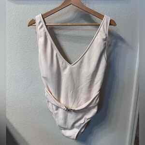 Elegant White One-Piece Swimsuit - Sz XL
